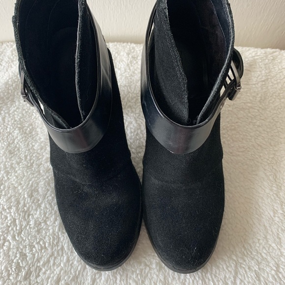 BCBGeneration black ankle booties - Picture 5 of 7